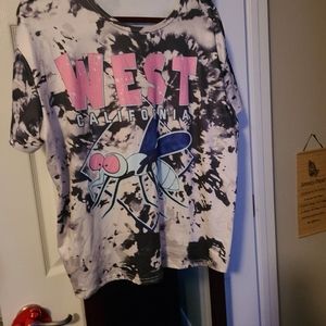 Shein California tee size large